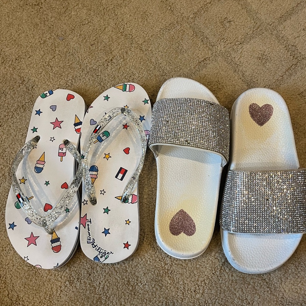 Tommy Hilfiger Kids' White and Multicolor Flip Flops